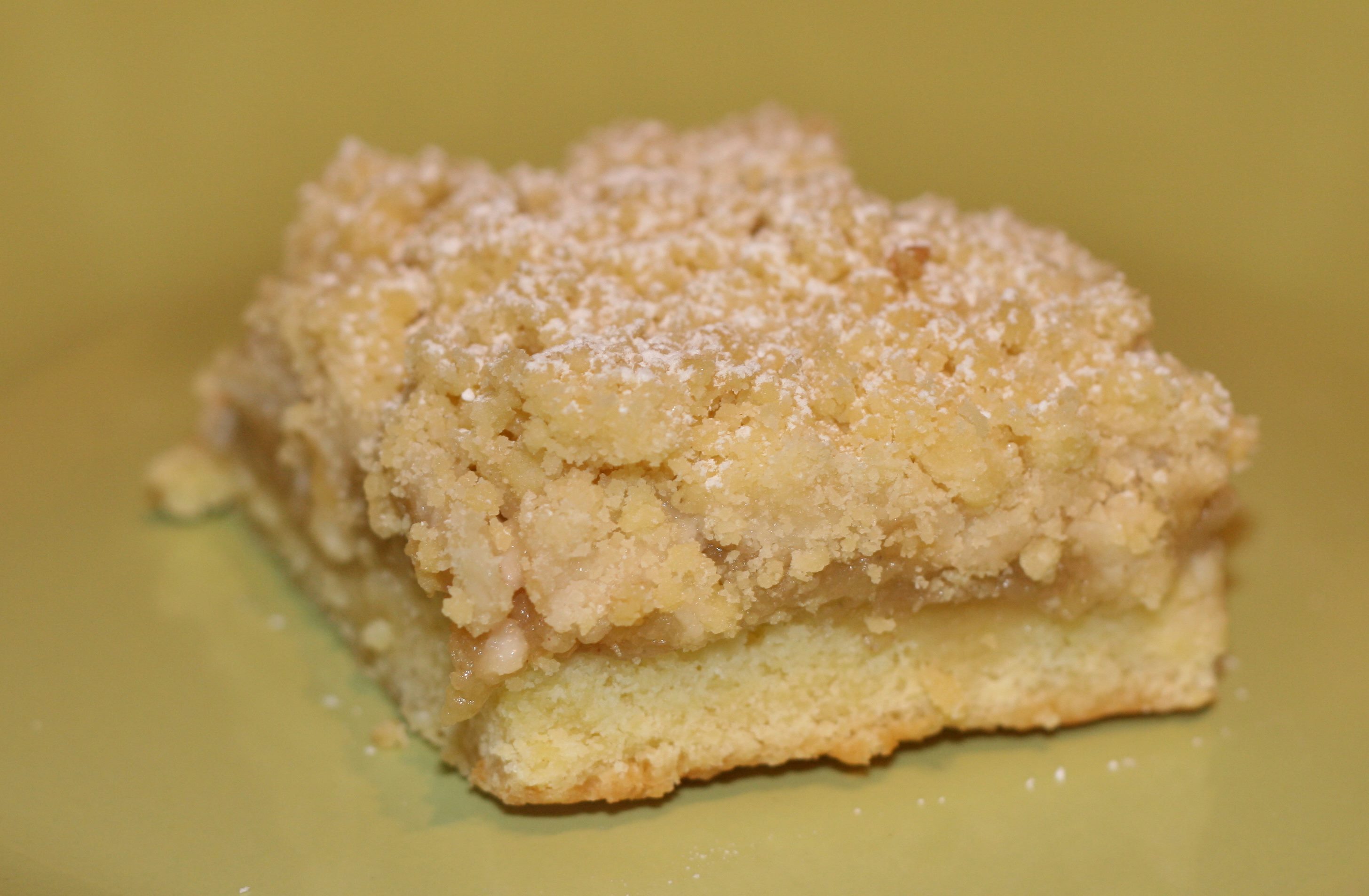 Apple Crumble Slice DemeterG apple-crumble-slice-demeterg